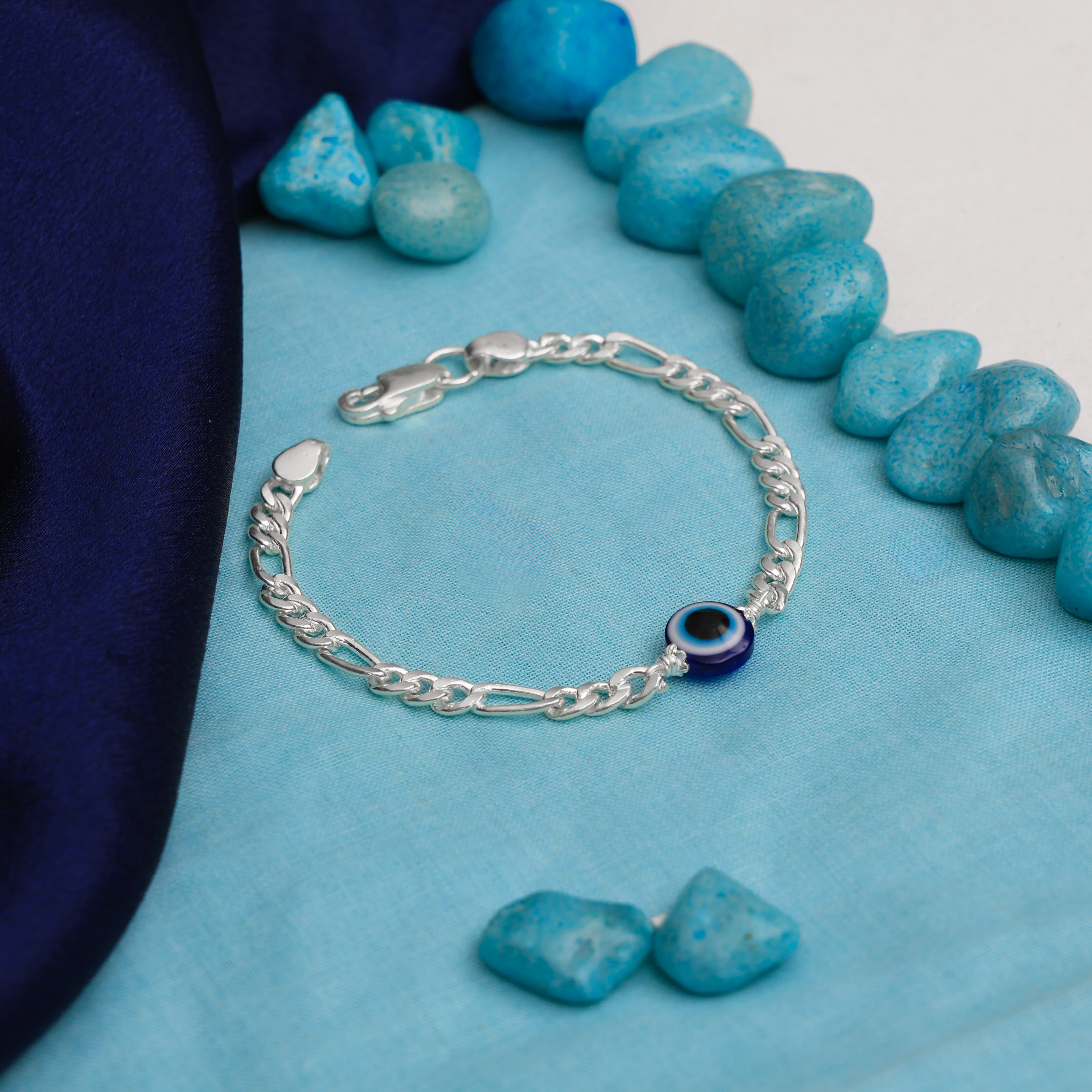 Beautiful Design Silver Evil Eye Chain Link Bracelet - Image 2