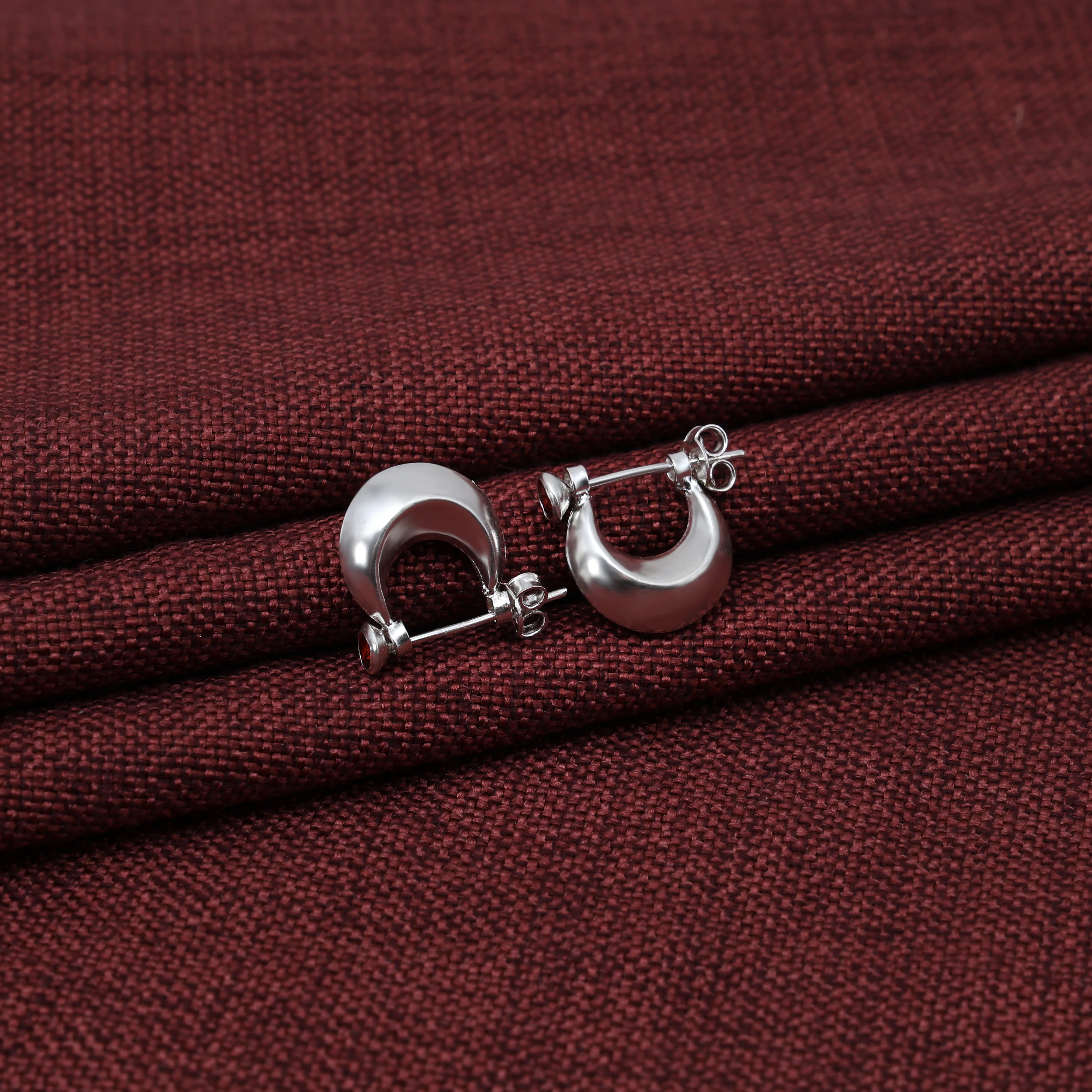 Boys Silver Bali Earrings with Plain Look & Stones - Image 4