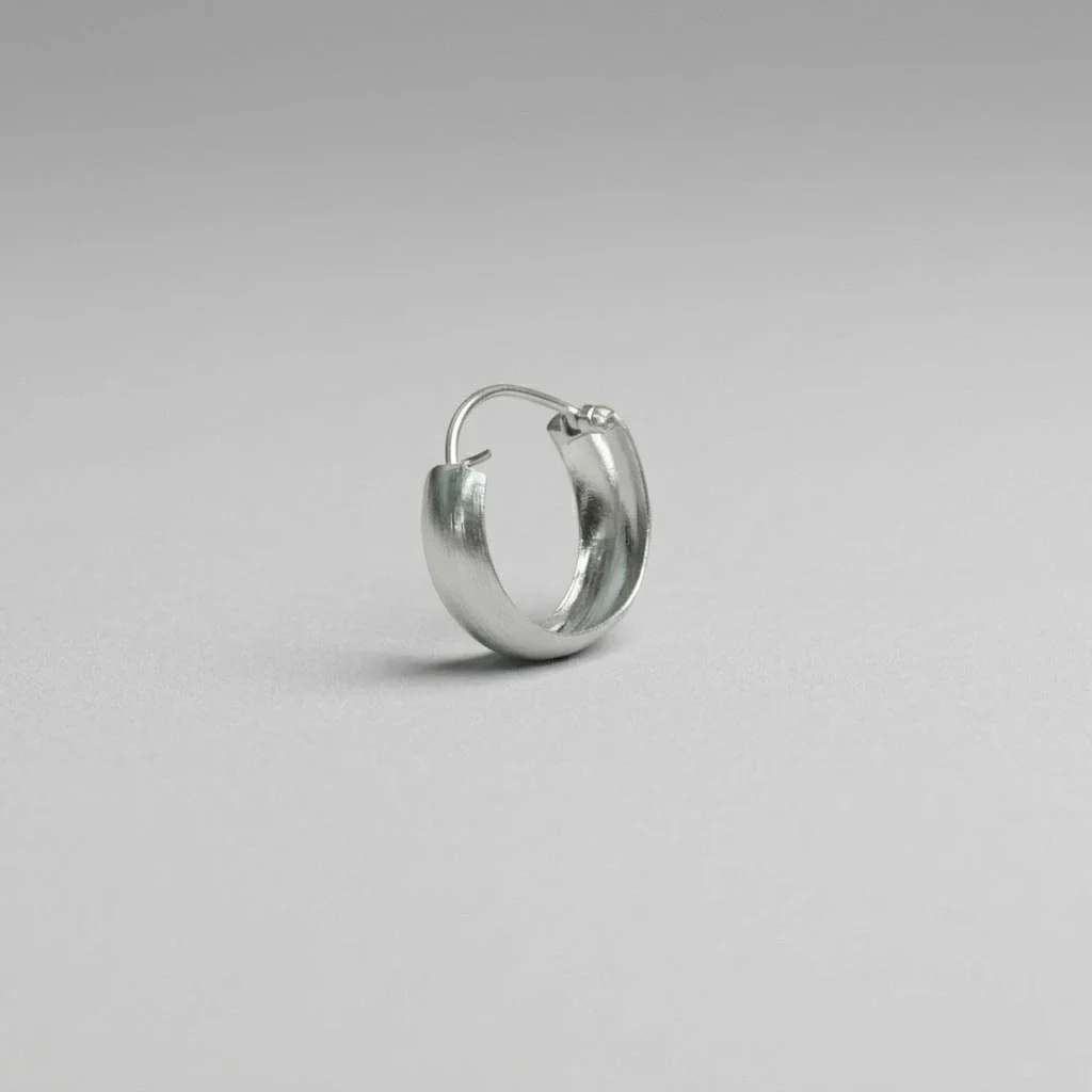 Classic Curve Silver Bali – Minimal Plain Hoop Earring - Image 4