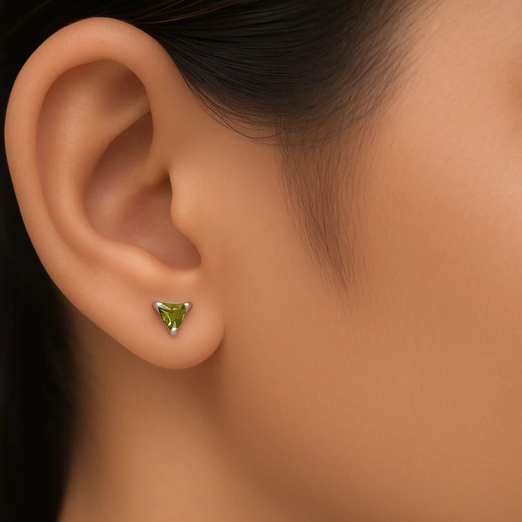 Color Your Spark Triangle Stones Unisex Silver Earrings in Vibrant lung - Image 5