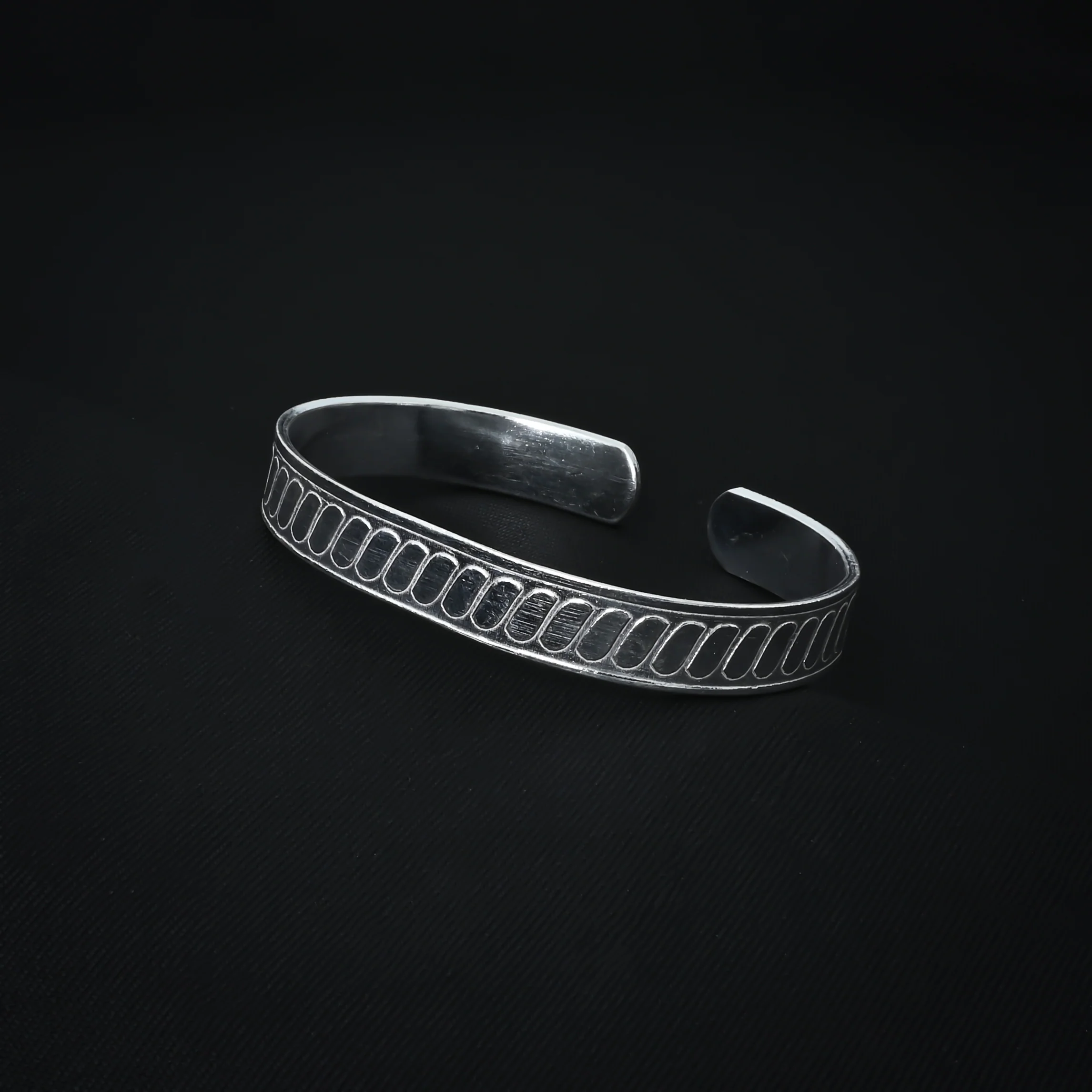 Elegant Handcrafted Silver Adjustable Kada