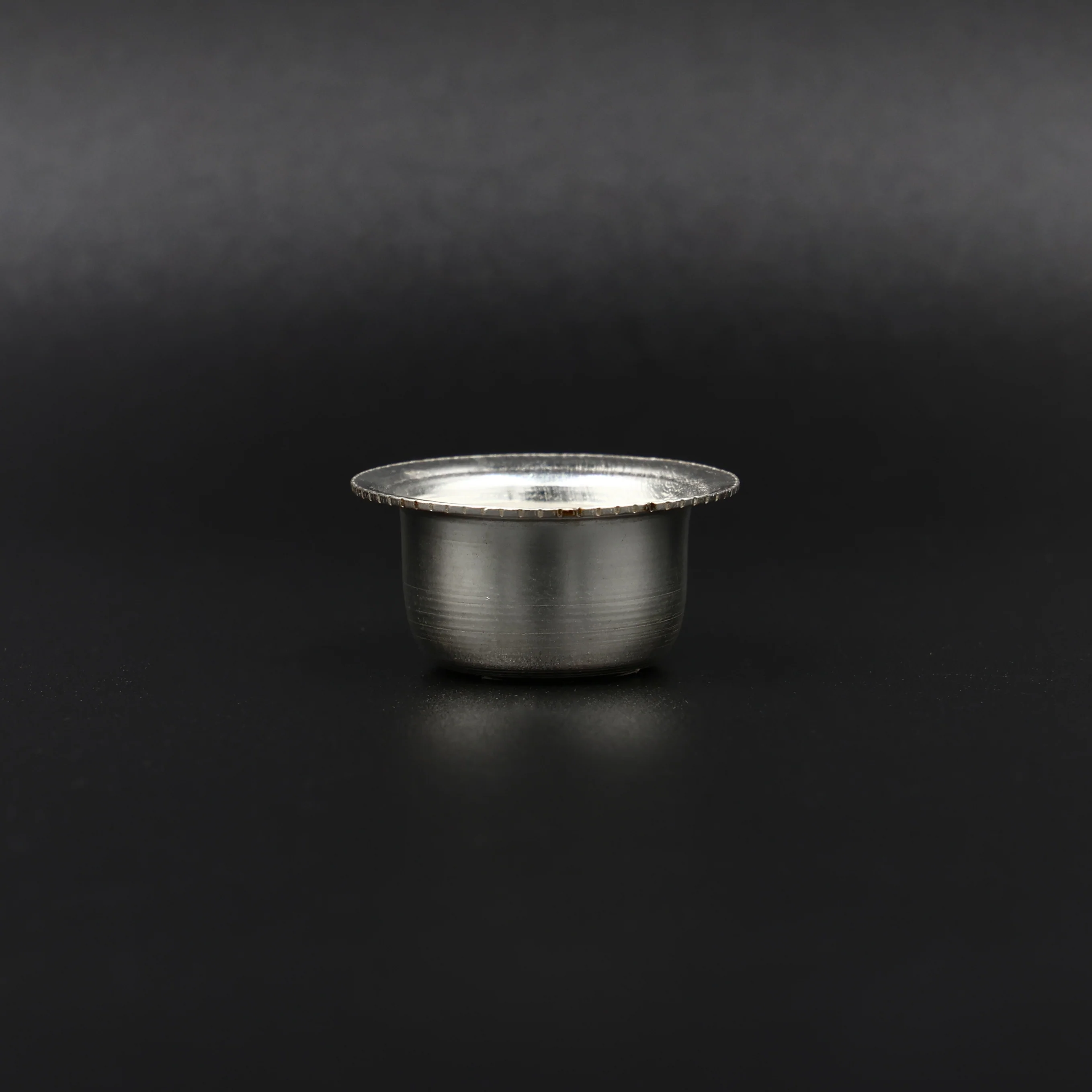 Elegant Silver Bowl for Home Decor and Dining - Image 2
