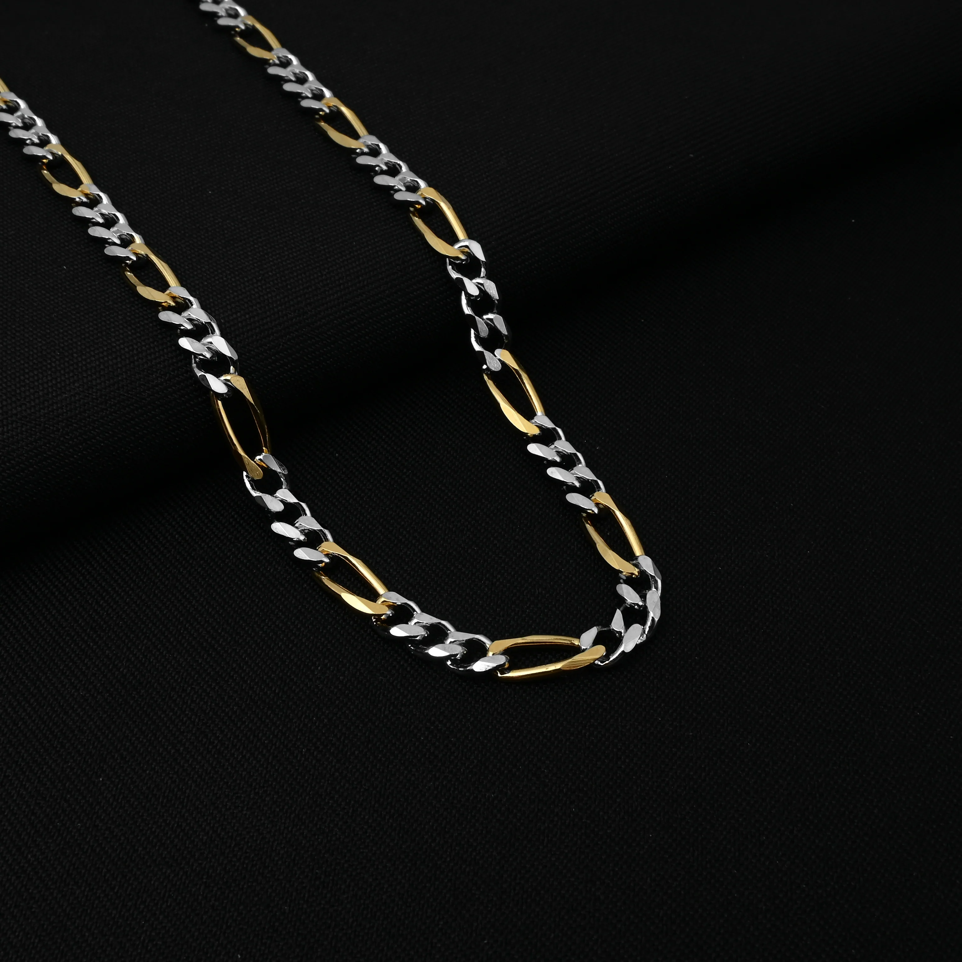 Gold Plated Interlocked Silver Chain For Boys - Image 2