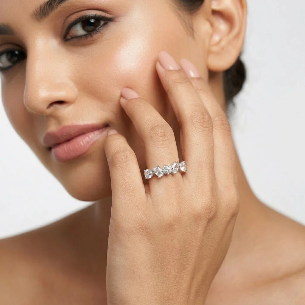 Marquise & Round Cut Five-Stone Diamond Ring - Image 2