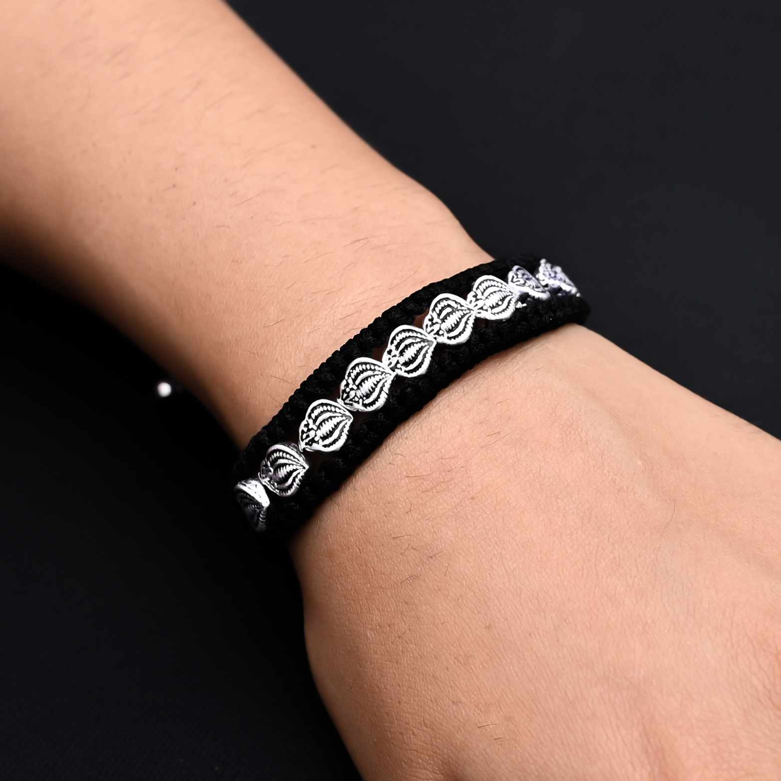 Silver Multiple Sea Shell Shape Bracelet for Boys