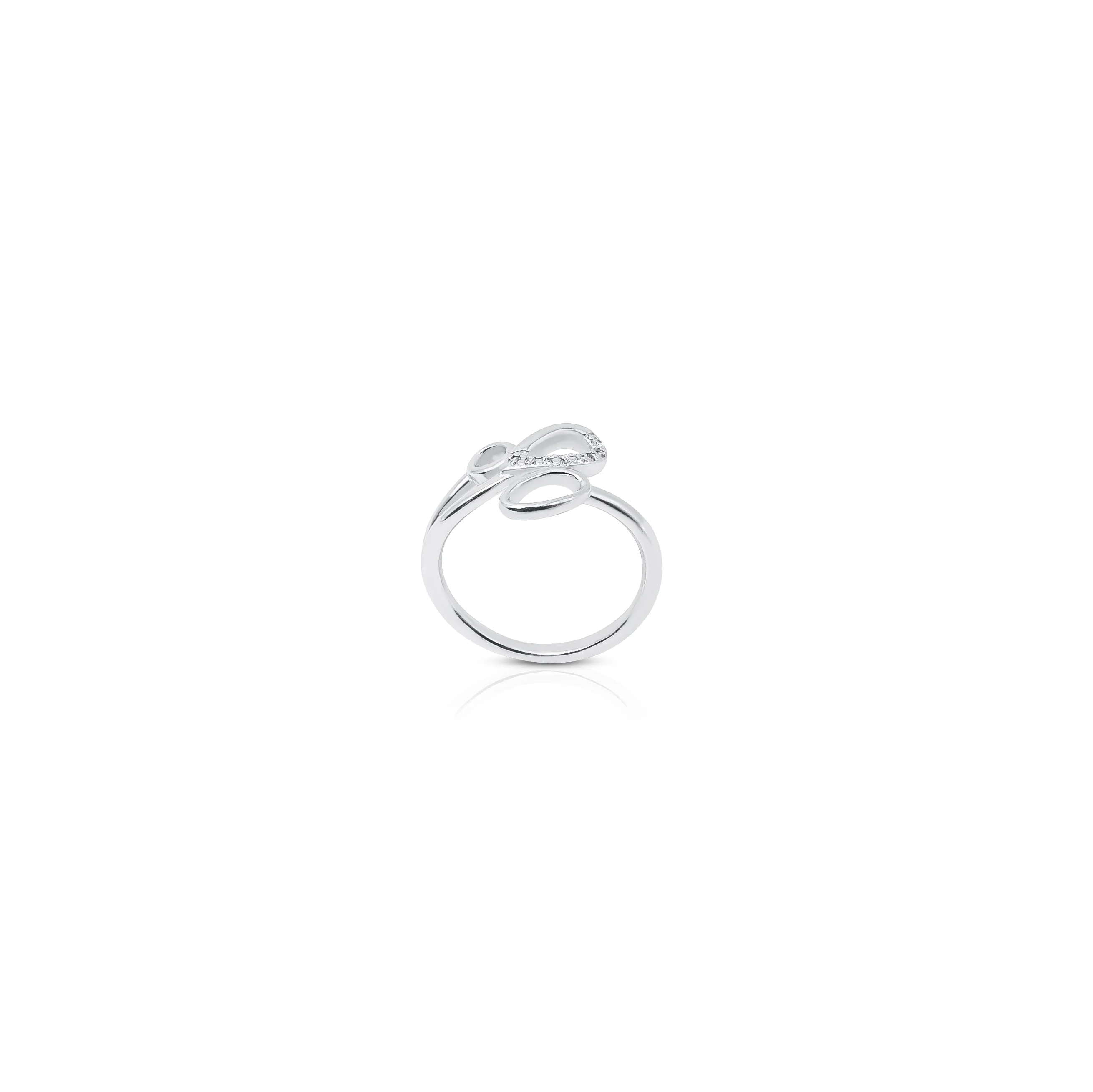 Minimalist Silver Ring – Perfect for Everyday Casual Wear. - Image 4