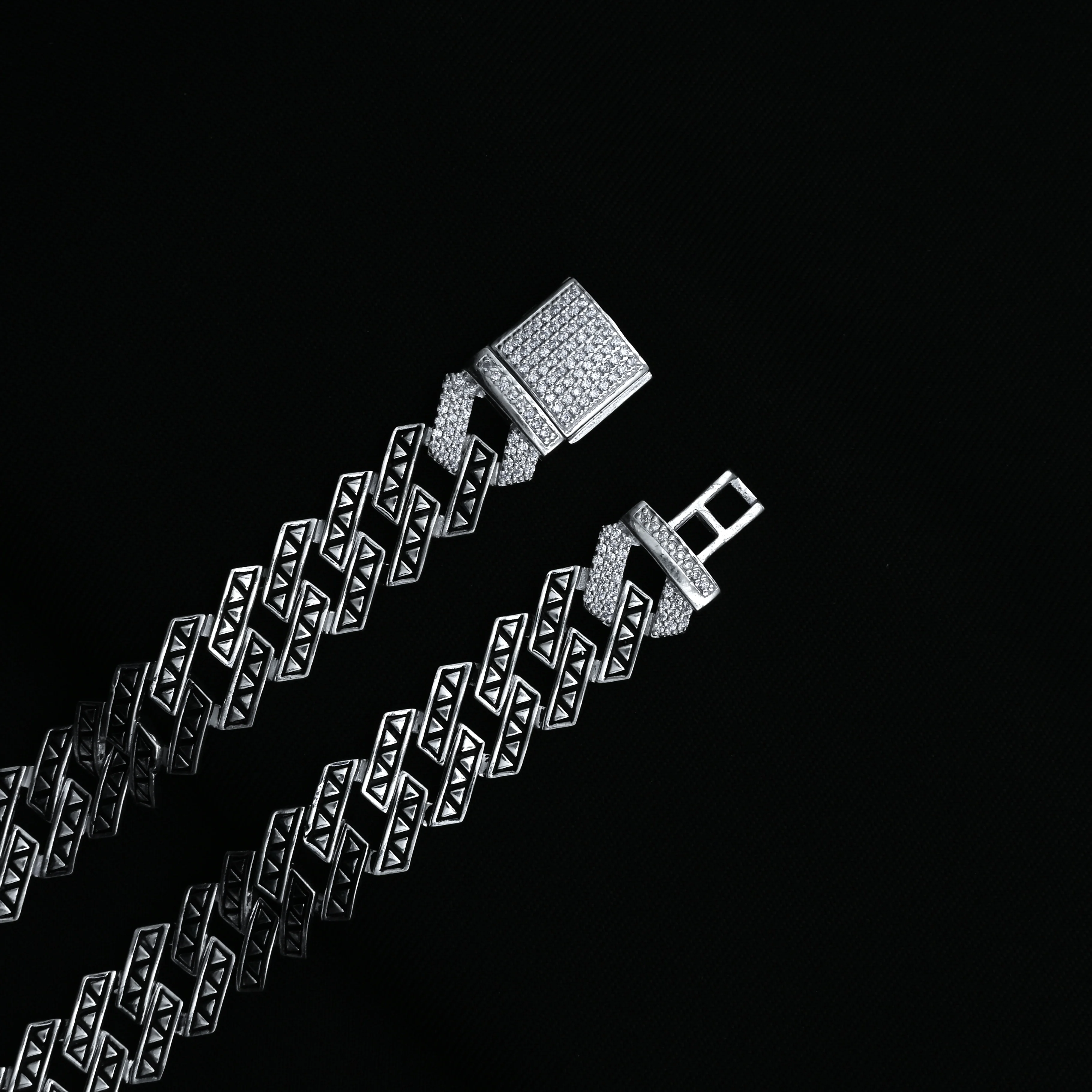 Modern Silver Angular Pattern Cuban Chain For Men's - Image 3