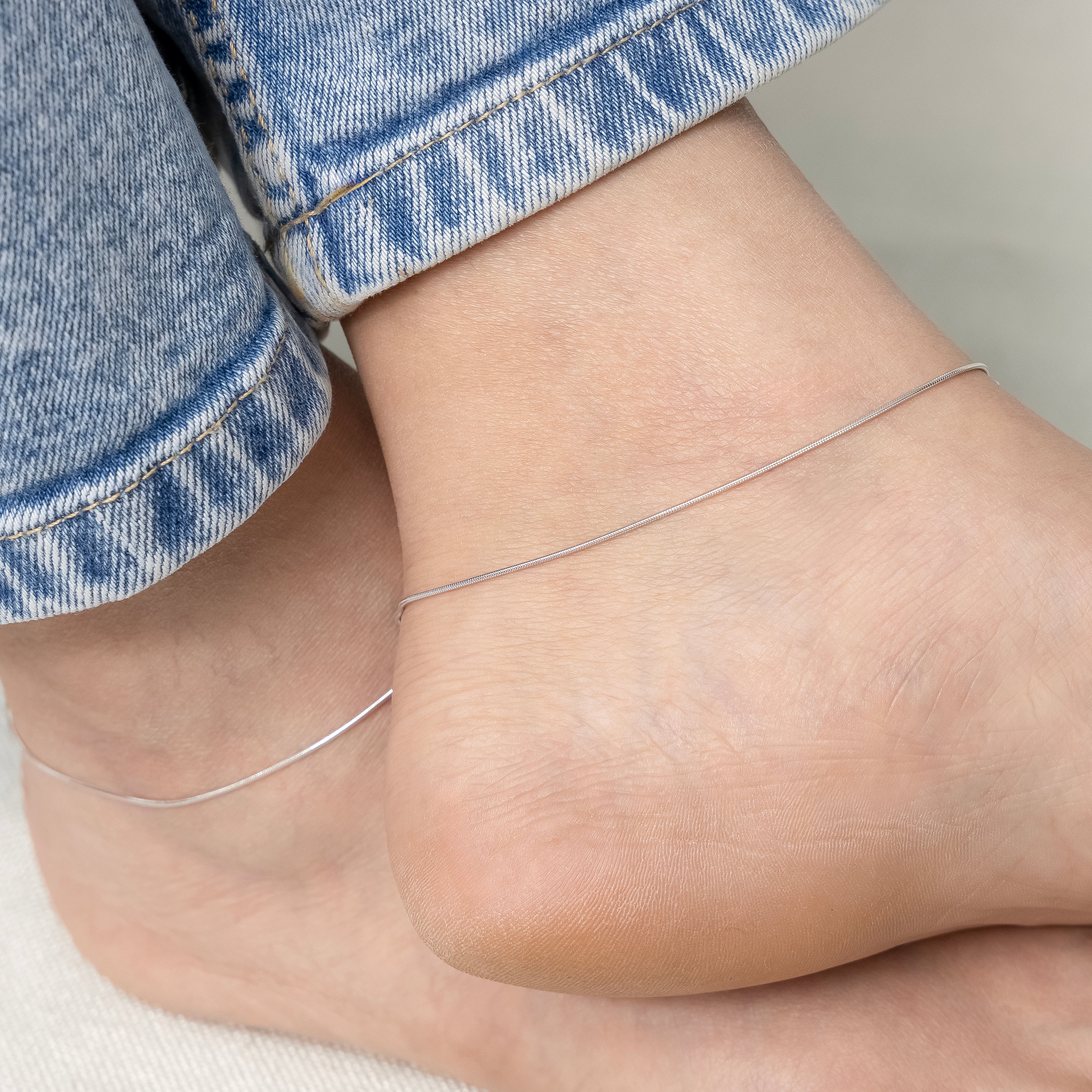 Plain Silver Anklet Minimal Everyday Wear - Image 2