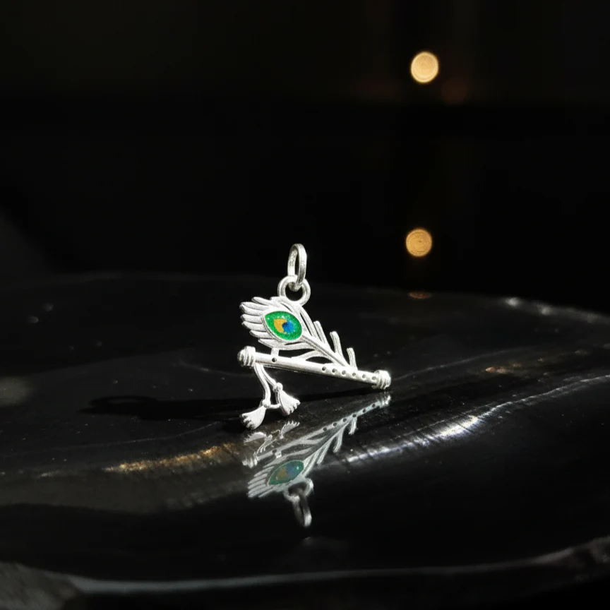 Pure Silver Flute Pendant with Morpankh Detailing - Image 5
