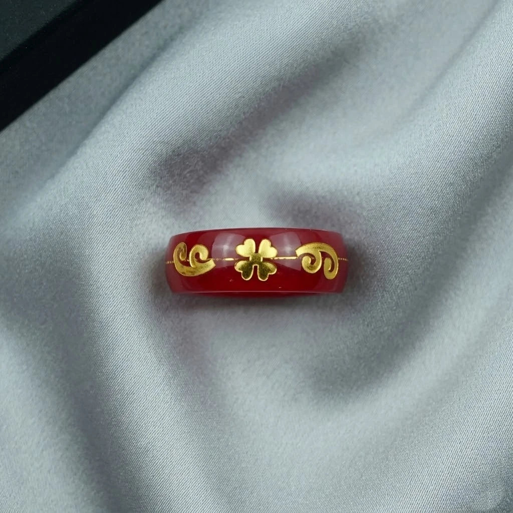 Red Resin Lucky Clover Ring with Gold Inlay – Vintage Minimalist Band Ring - Image 3