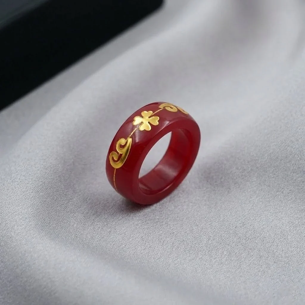 Red Resin Lucky Clover Ring with Gold Inlay – Vintage Minimalist Band Ring - Image 4