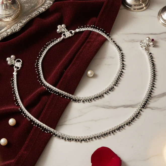 Silver Black Beaded Payal Minimal Traditional Anklet for Daily Wear - Image 5