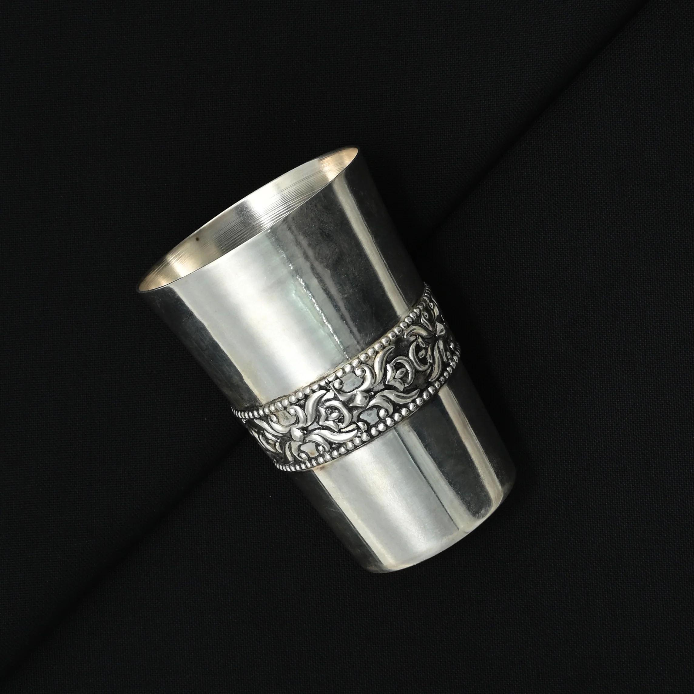 Silver Coated Design Glass - Image 2