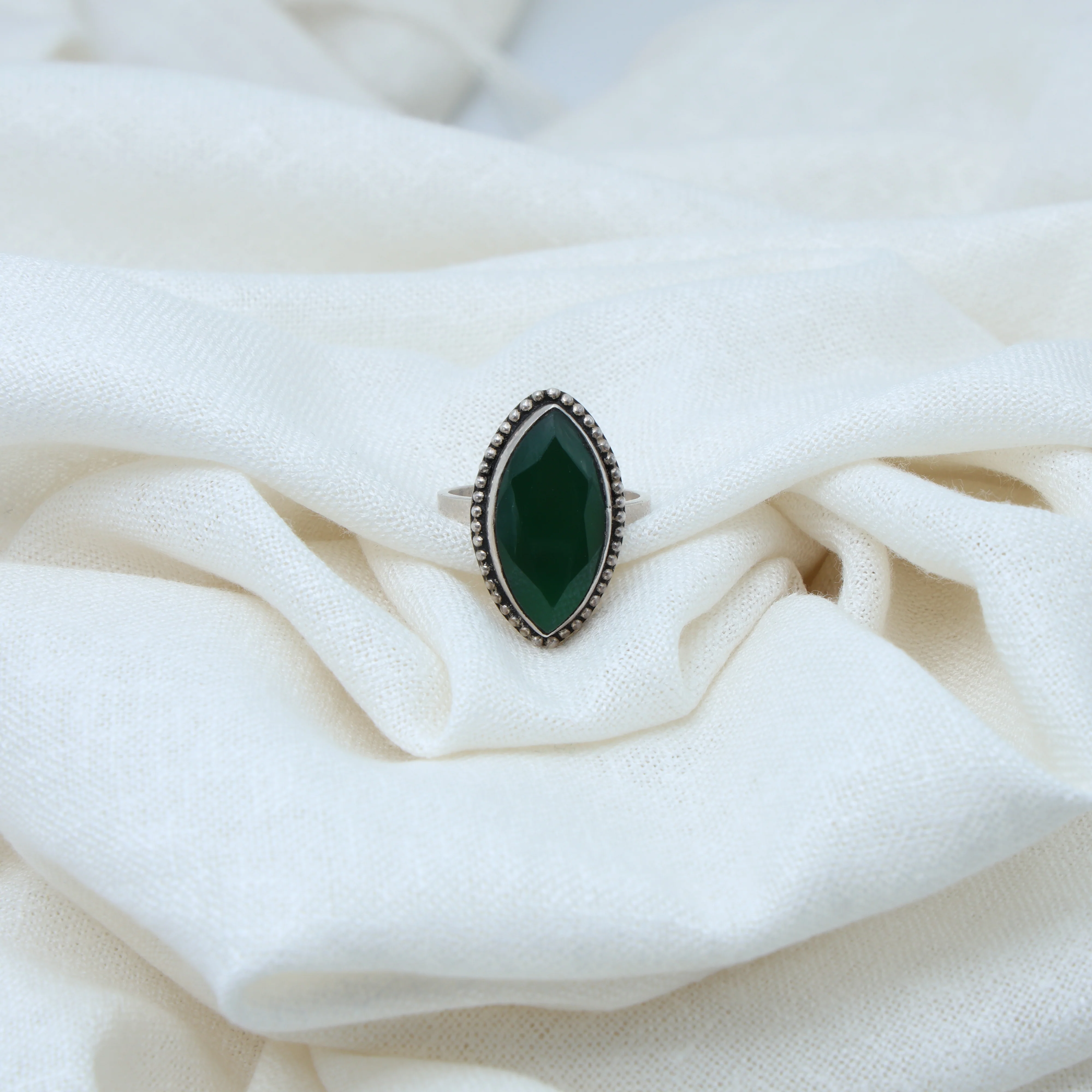 Silver Delight Green Ring - Image 4