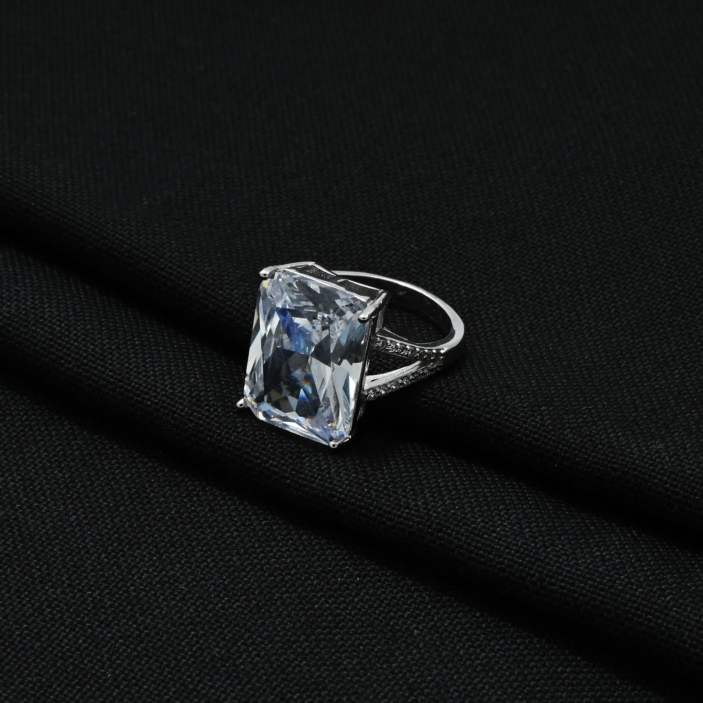 Silver Expensive Rectangle White Stone Ring - Image 4