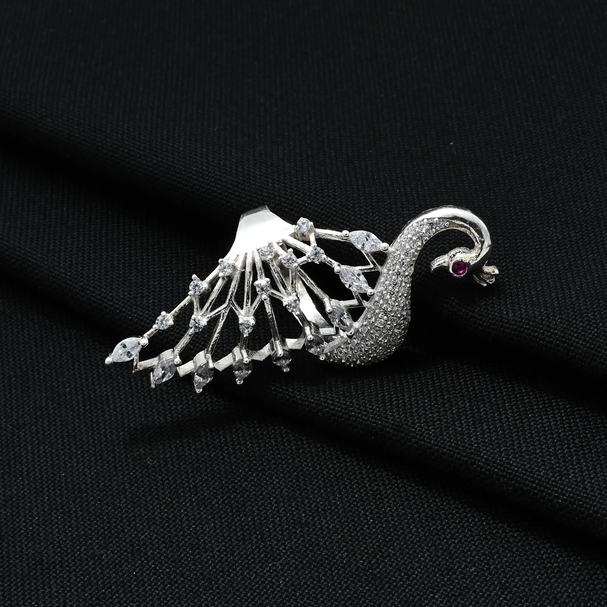 Silver Gorgeous White Peacock Girls Ring - Image 3