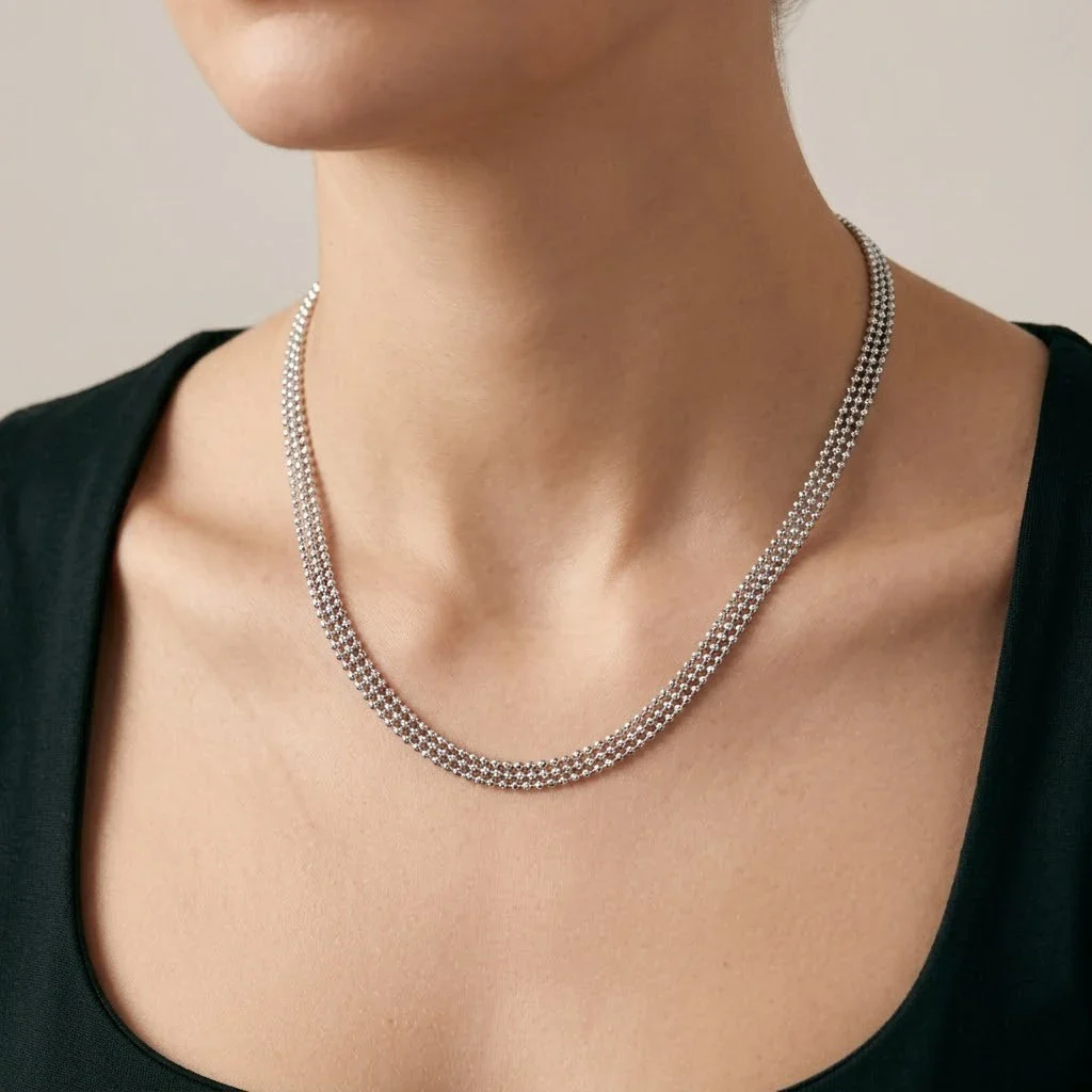 Silver Looking A Majestical Girls Chain