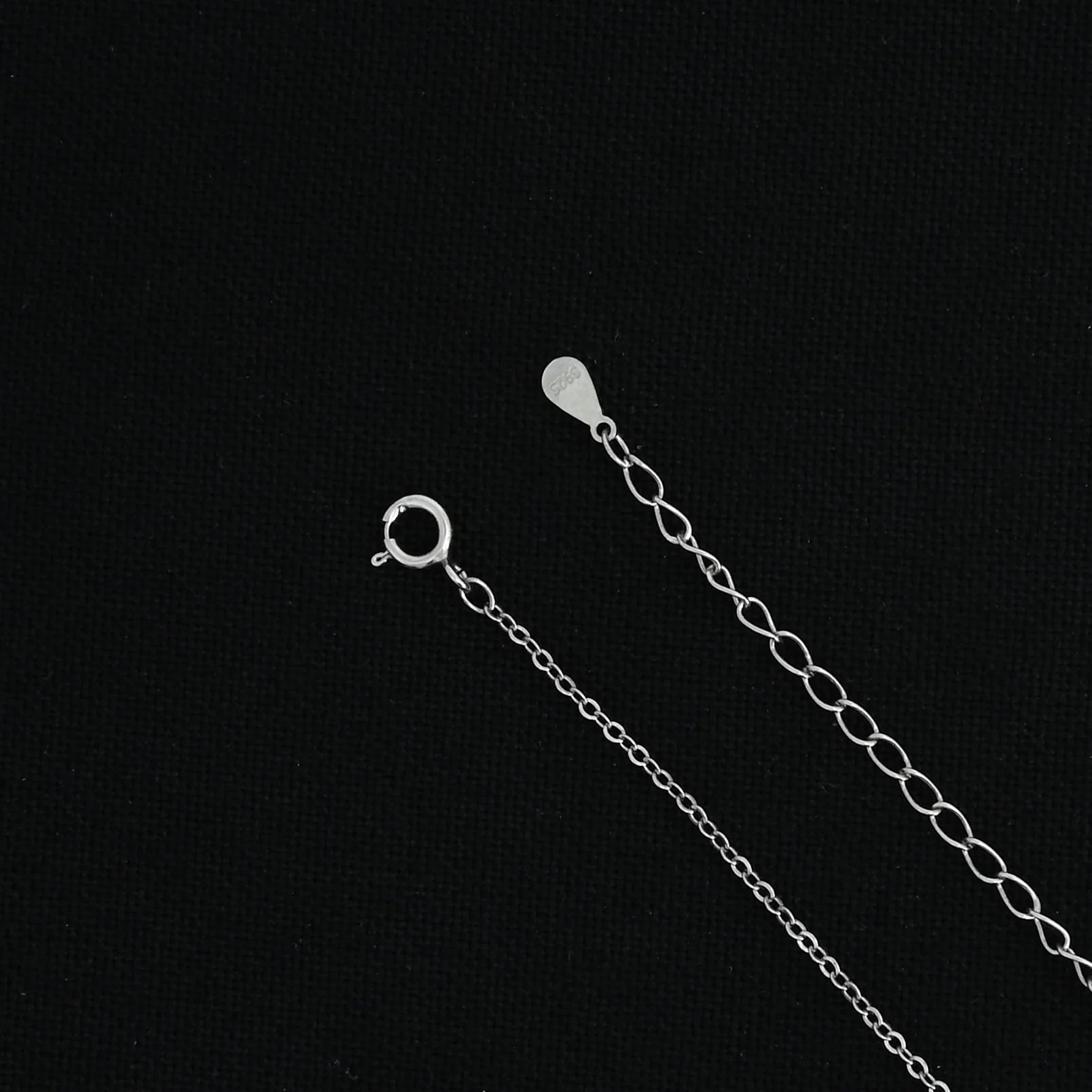 Silver Personalised “E” Symbol Chain With Pendant - Image 3