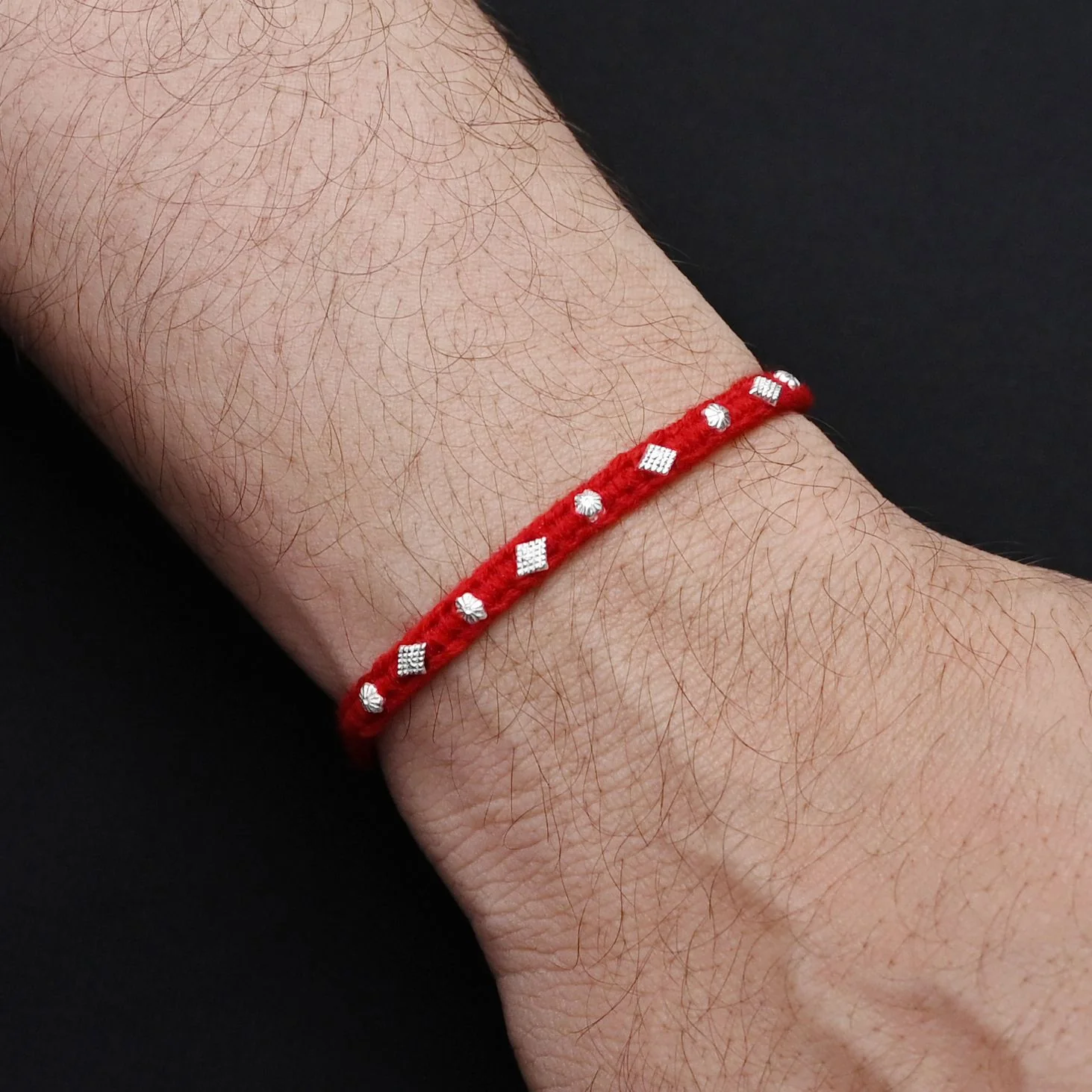 Silver Small Flower Design Beads with Red Thread Rakhi for Boys - Image 3