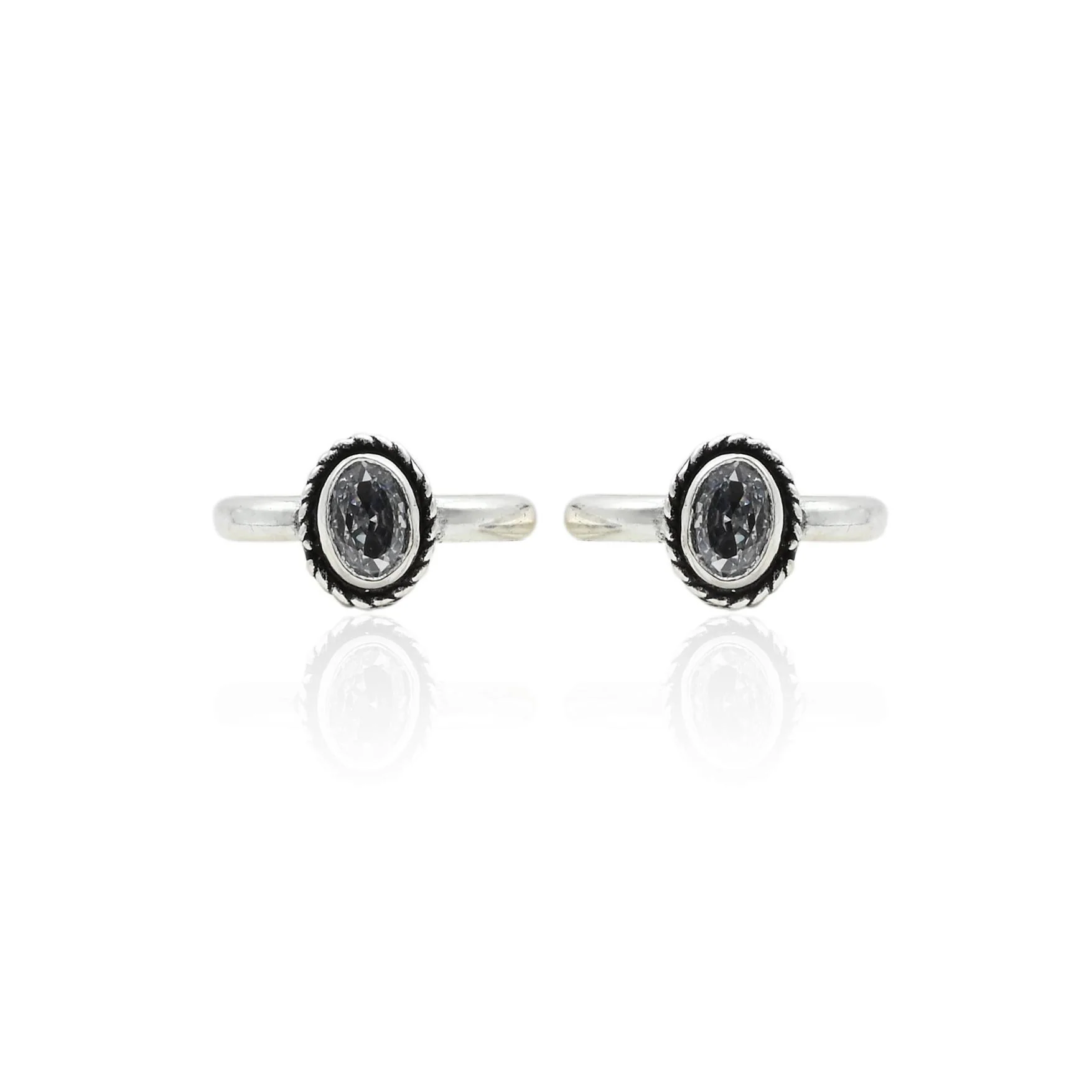 Silver Traditional White Gem Toe Rings - Image 3