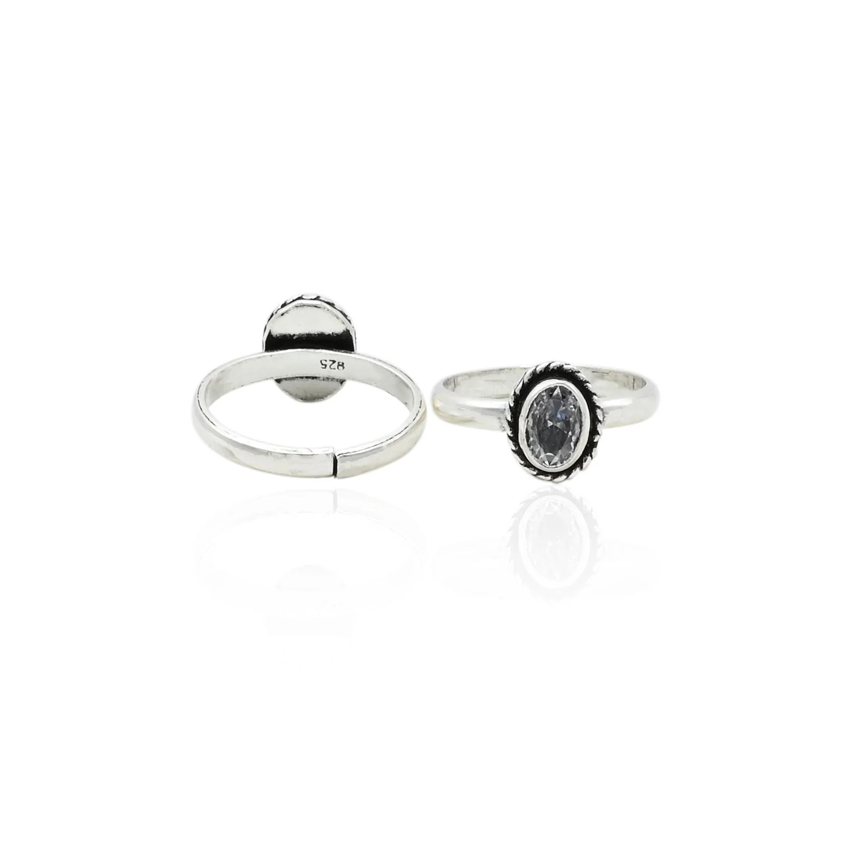 Silver Traditional White Gem Toe Rings - Image 4