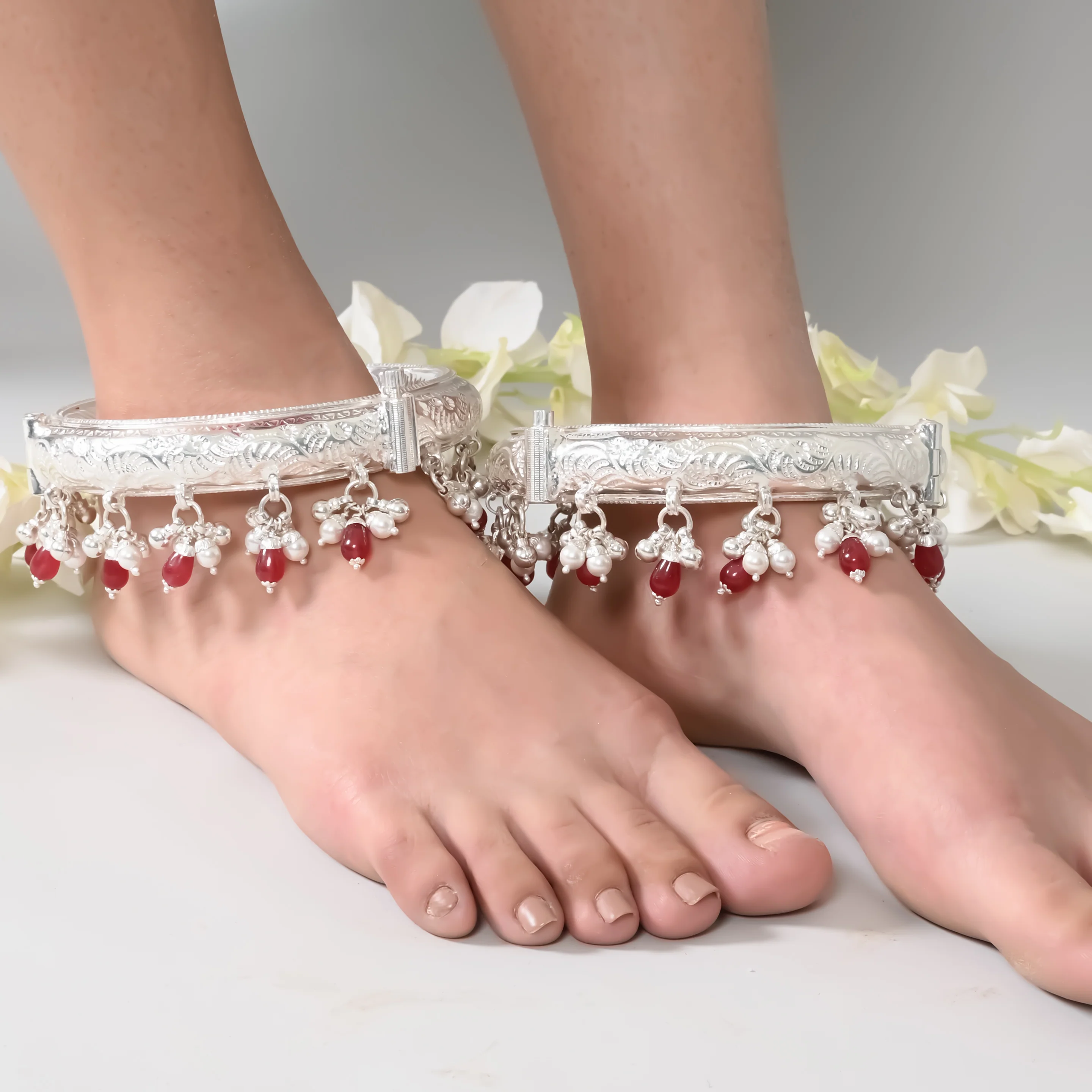 Stunning Heavy Silver Kada Payal for Bold Look - Image 3