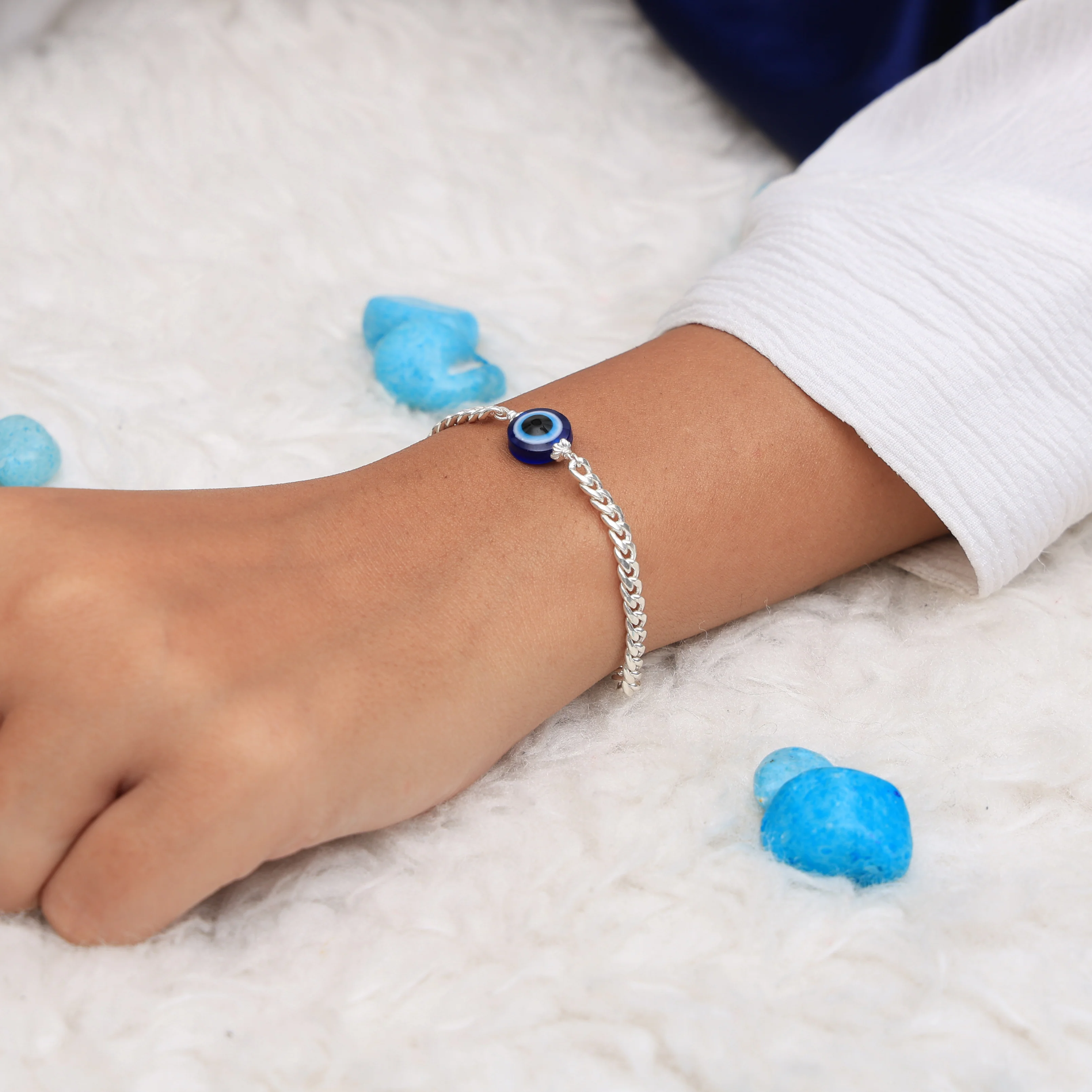 Stylish Evil Eye Silver Bracelet for Everyday Protection - Image 6