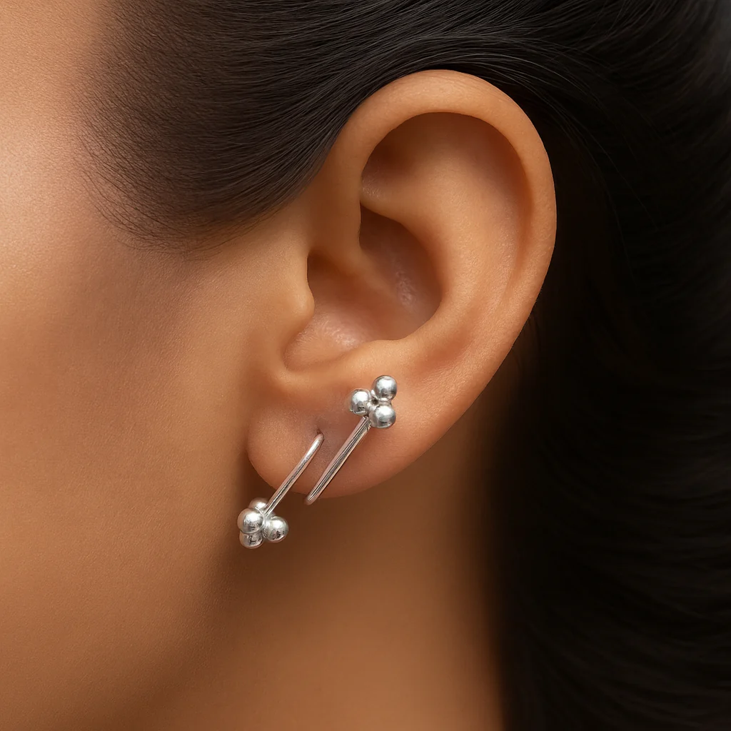 Stylish Silver Twist Hoop Earrings - Image 2
