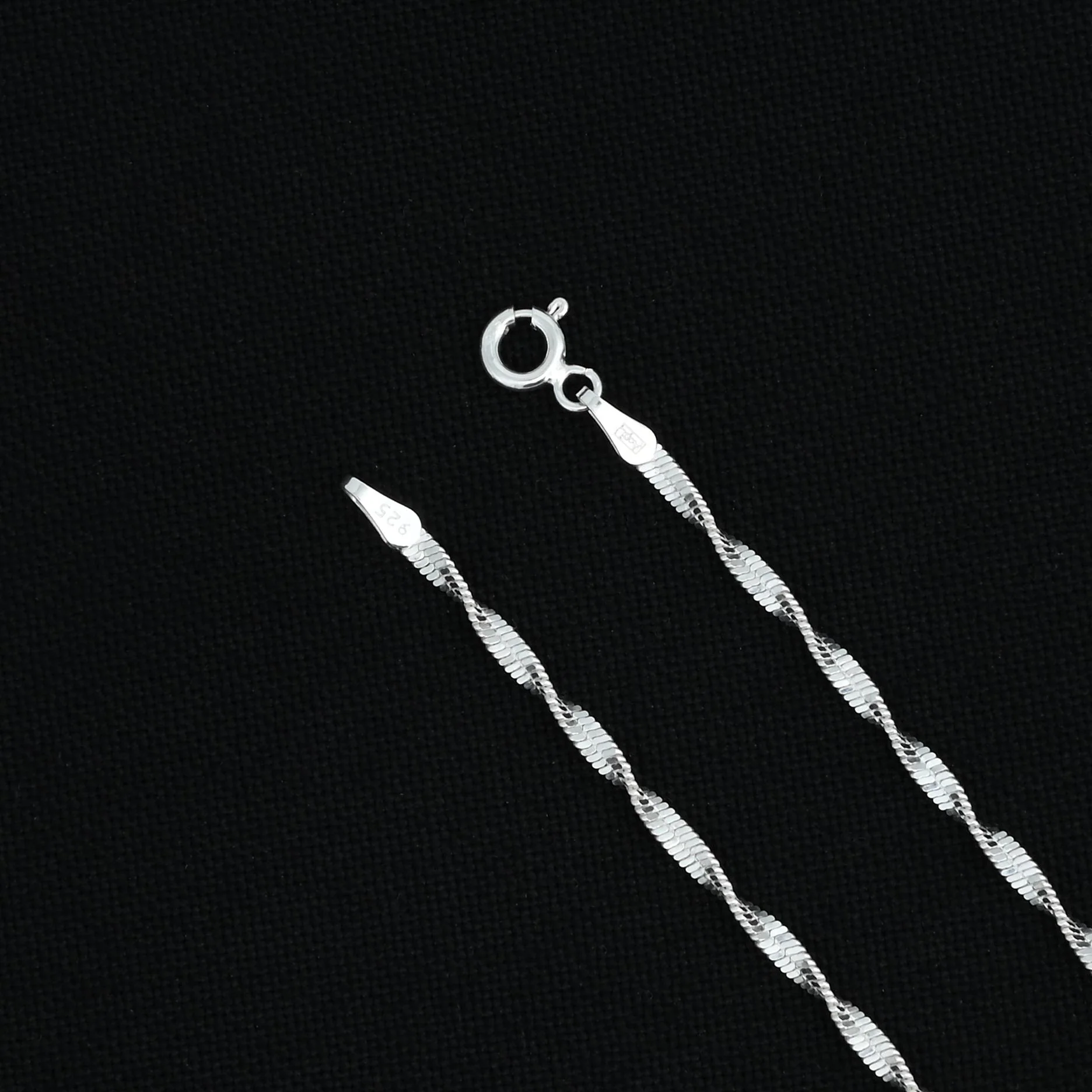Stylish Spiral Curves Silver Chain for Women, Khushbhu Jewellers - Image 3