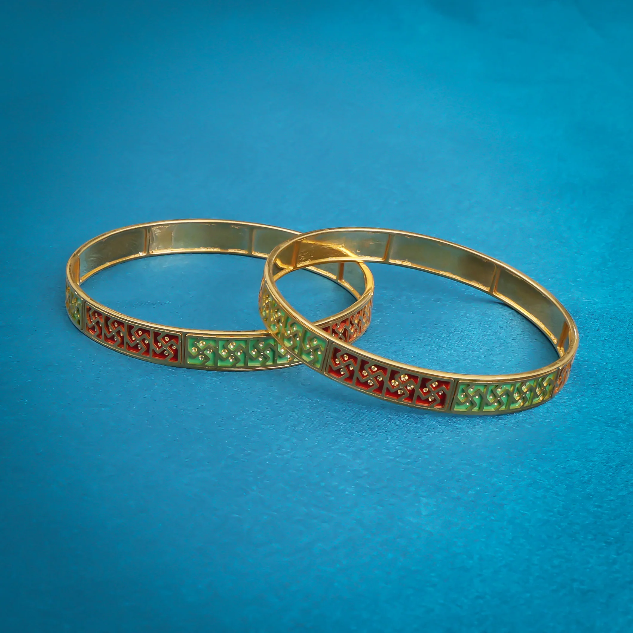 Traditional Design Gold Plated Silver Bangles Set - Image 3
