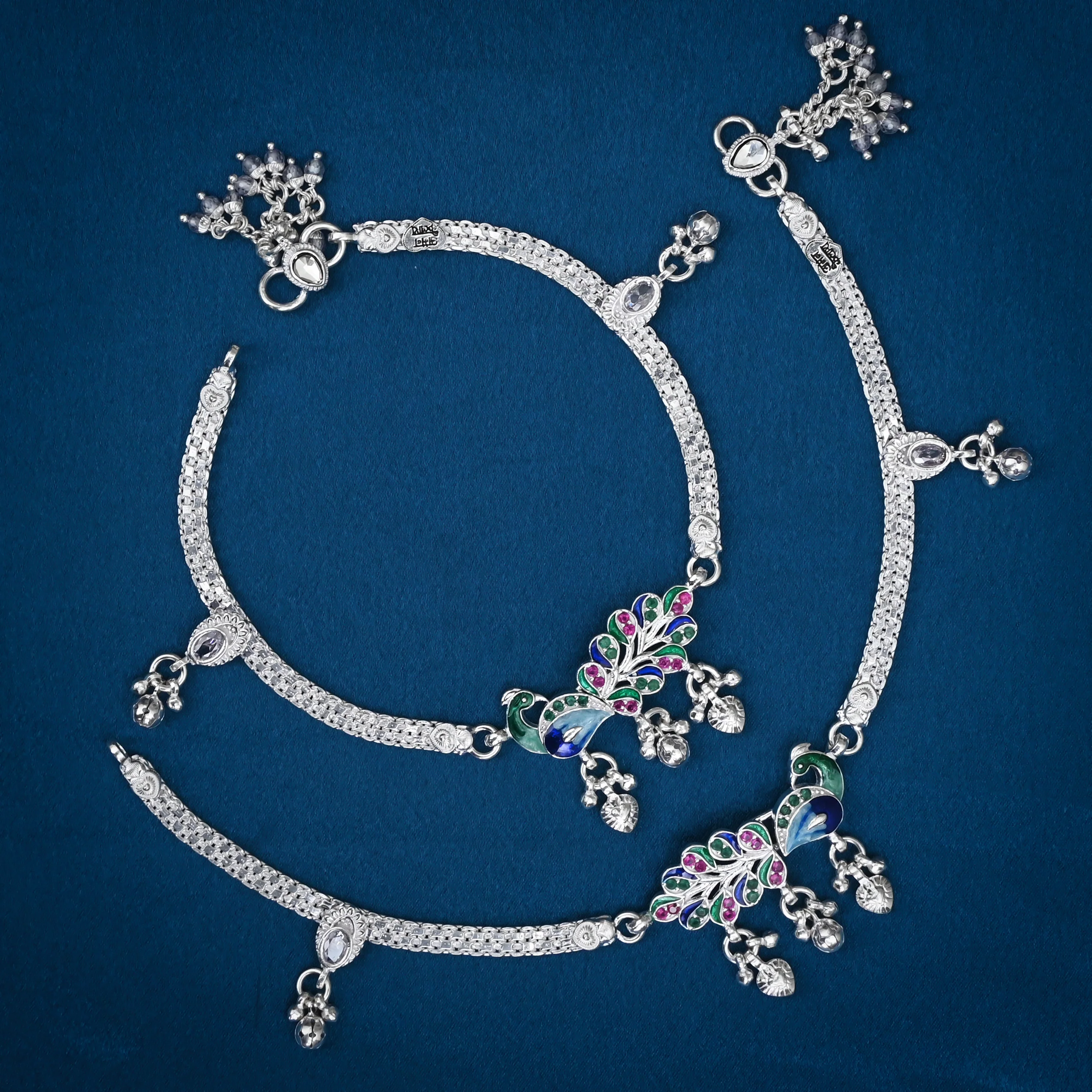 Traditional Peacock Design Silver Payal - Image 3